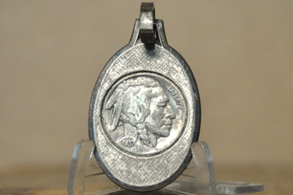Antique 1937 Buffalo Head Nickel Key Chain Piece - Classic American History Buffalo Nickel Keyring - Authentic Vintage Buffalo Nickel Keychain/Pendant