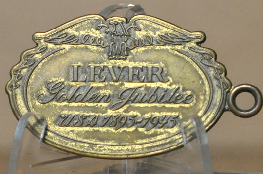 Lever Golden Jubilee U.S.A 1895-1945 Pendant - Vintage Pendant Lever Golden Jubilee USA 1895-1945