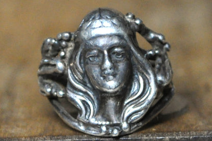 Art Nouveau Style Woman's Face Ring - Size 4.5 - Tested Sterling Silver - Soldered Jewelry