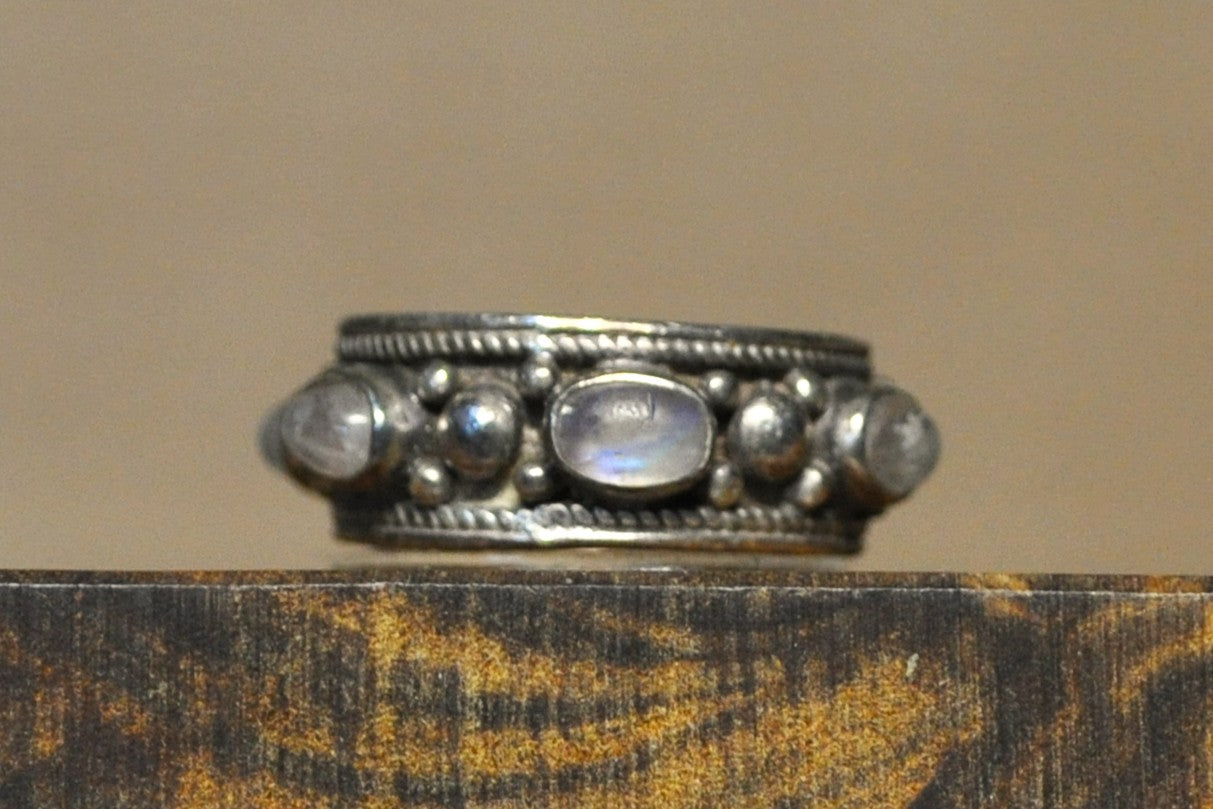 Stunning Six Moonstones Silver Ring - Size 8 - Stamped and Tested Sterling Silver - Soldered Rings
