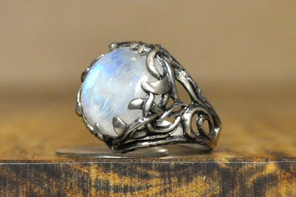 Didae Floral Scrollwork Rainbow Moonstone Silver Ring - Size 8 - Stamped and Tested Sterling Silver - Intricate Scrollwork - Israeli Jewelry