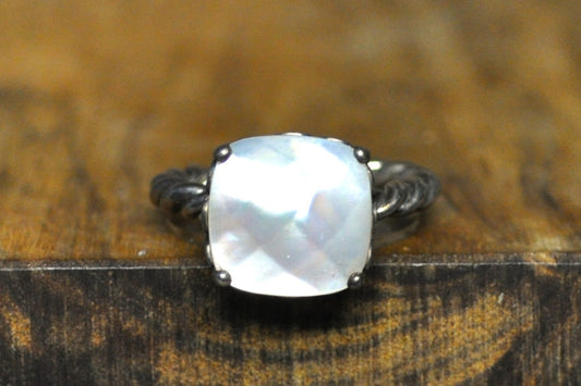 Pandora Mother of Pearl Twisted Rope Band Ring - Size 7 - Stamped and Tested Sterling Silver - Crown Filigree - Checkerboard Cut