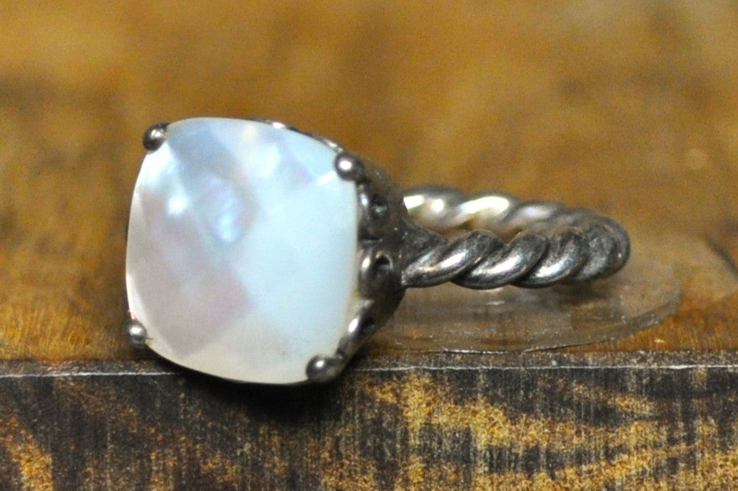 Pandora Mother of Pearl Twisted Rope Band Ring - Size 7 - Stamped and Tested Sterling Silver - Crown Filigree - Checkerboard Cut