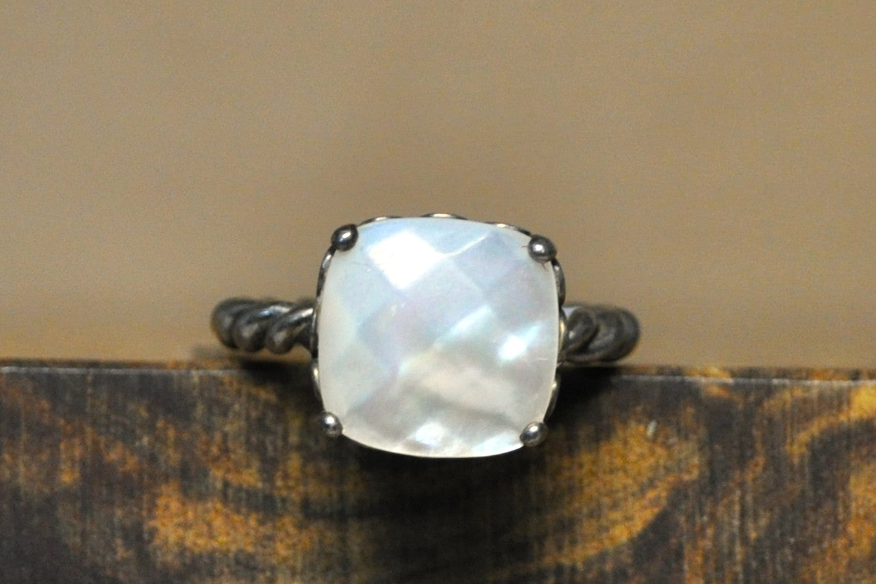 Pandora Mother of Pearl Twisted Rope Band Ring - Size 7 - Stamped and Tested Sterling Silver - Crown Filigree - Checkerboard Cut