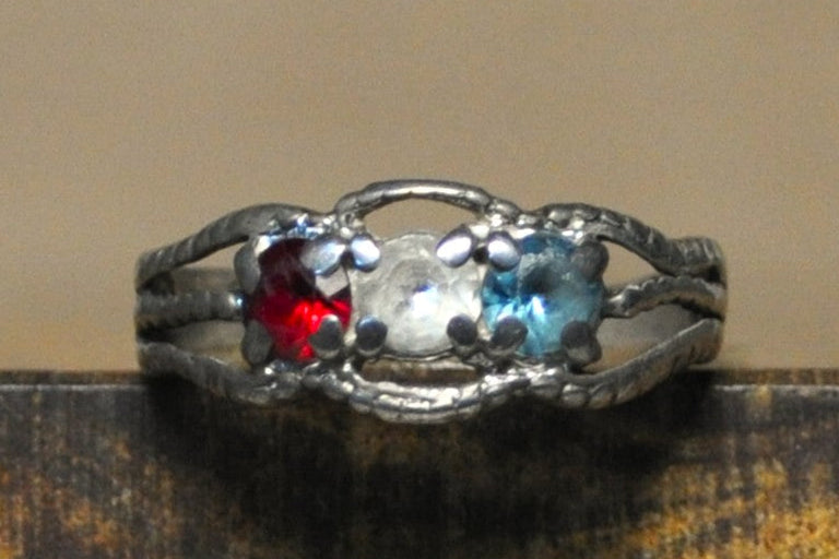 Sterling Silver Mother's/Family Birthstone Ring - Size 6 - Stamped and Tested Sterling Silver - Tricolor Stone Ring