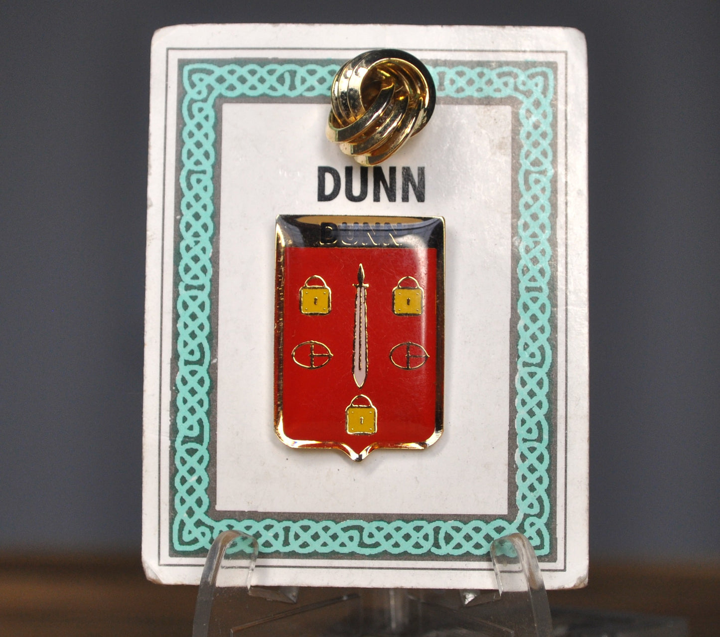 Irish Coat of Arms Disk Lapel Pin/Tie Tack - Dunn Family Crest Lapel Pin Set