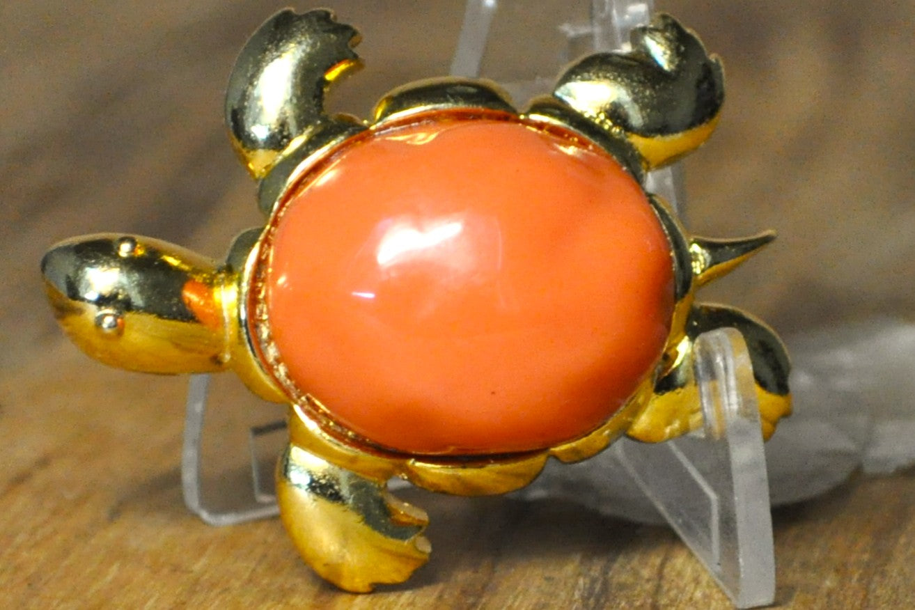 Kenneth Jay Lane Coral Turtle Brooch - Signed KJL - Gold Tone Coral Shell Turtle Brooch - Retired KJL