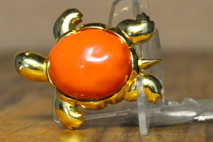Kenneth Jay Lane Coral Turtle Brooch - Signed KJL - Gold Tone Coral Shell Turtle Brooch - Retired KJL