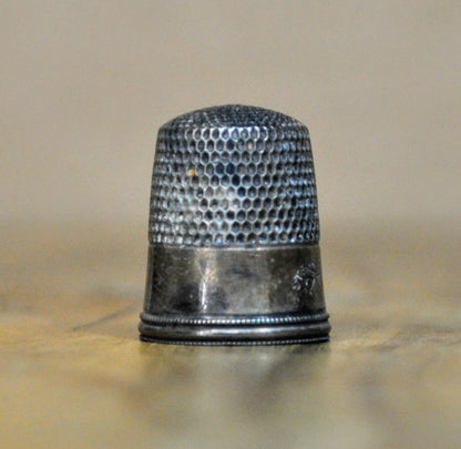 1880s Sterling Silver Simons Bros Co. Quaker Thimble - Size 7 - Small Maker's Mark - Antique Simons Bros Sterling Silver 925 Quaker Thimble
