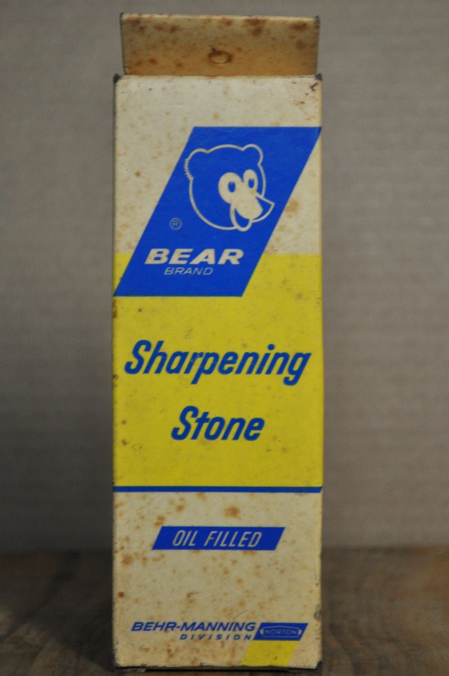Norton Bear Brand India Oil-Filled Sharpening Stone JB6 - Antique In Box Sharpening Stone Norton Bear Brand
