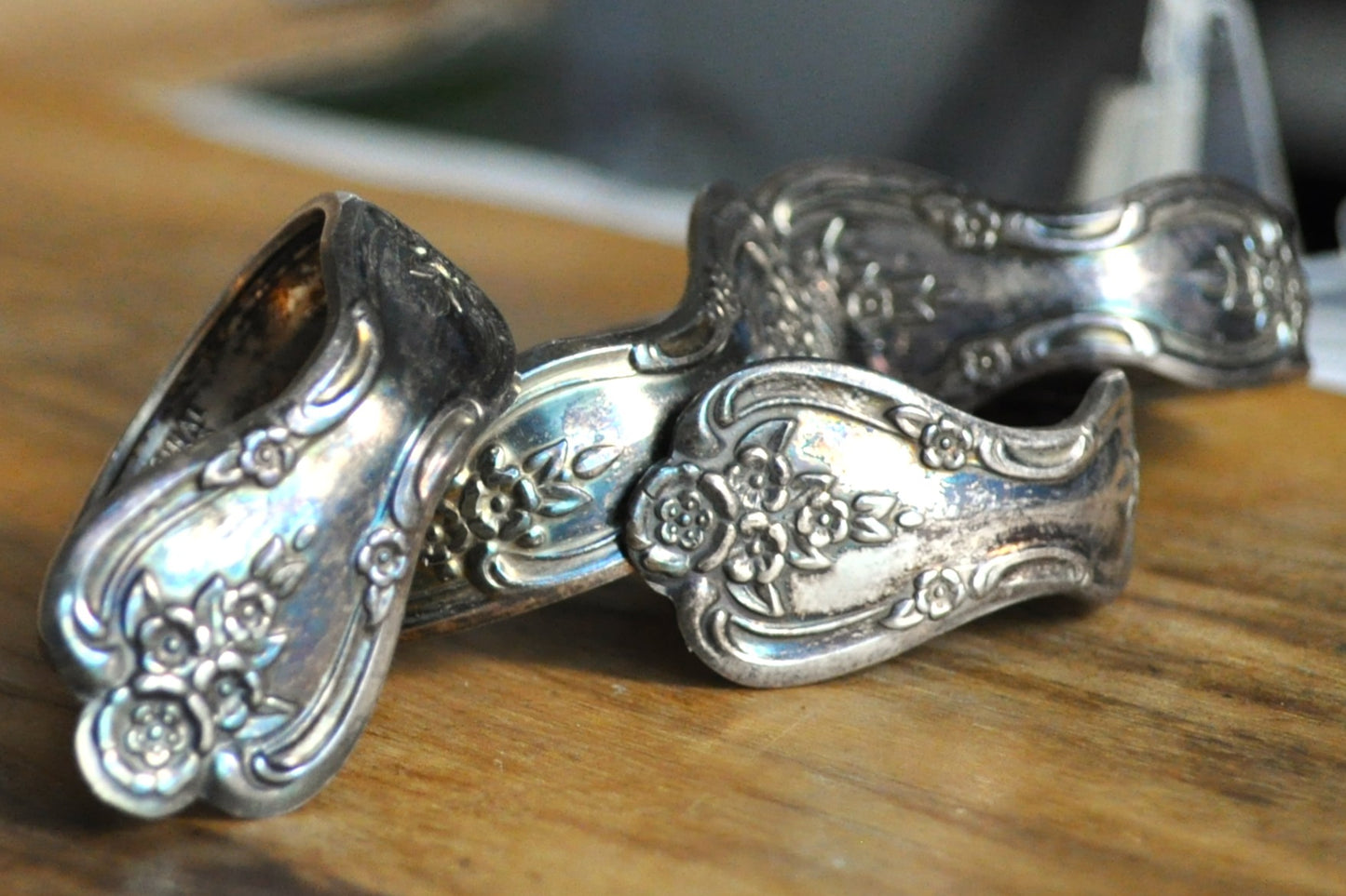 Set of 4 Original Rogers Brothers Spoon Napkin Rings - Stamped and Tested Silverplate - Dinner Parties