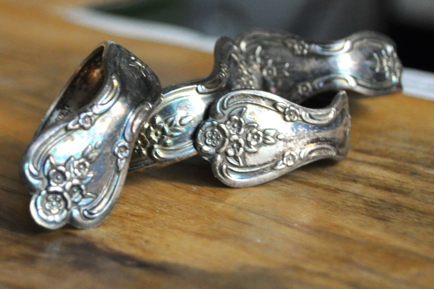 Set of 4 Original Rogers Brothers Spoon Napkin Rings - Stamped and Tested Silverplate - Dinner Parties