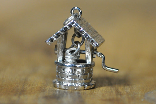 Vintage Sterling Articulating Wood Well with Bucket Charm - Tested Sterling Silver - Moveable Charms
