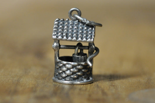 Vintage Sterling Articulating Stone Well with Bucket Charm - Stamped and Tested Sterling Silver - Moveable Charms - Beau Sterling