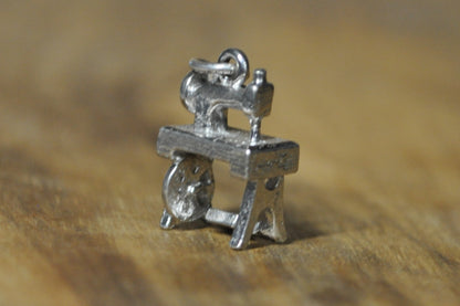 Danecraft Sterling Sewing Machine Charm - Stamped and Tested Sterling Silver - Accurate Antique Sewing Machine