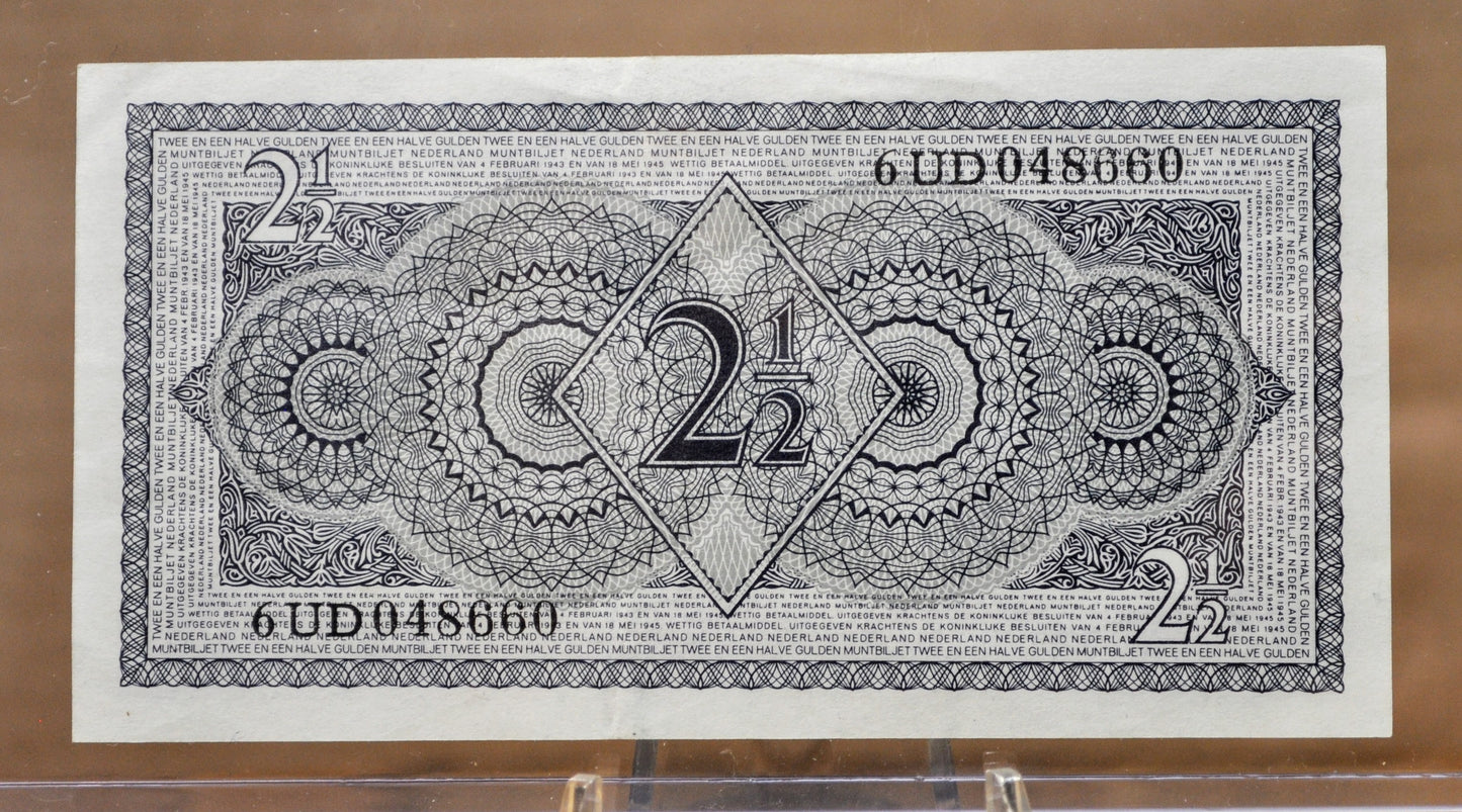 1949 Netherlands 2 1/2 Gulden Banknote - 1949 Muntbiljet Issue - Juliana Portrait Issue - 1949 Netherlands Two and a Half Gulden Note - P#73