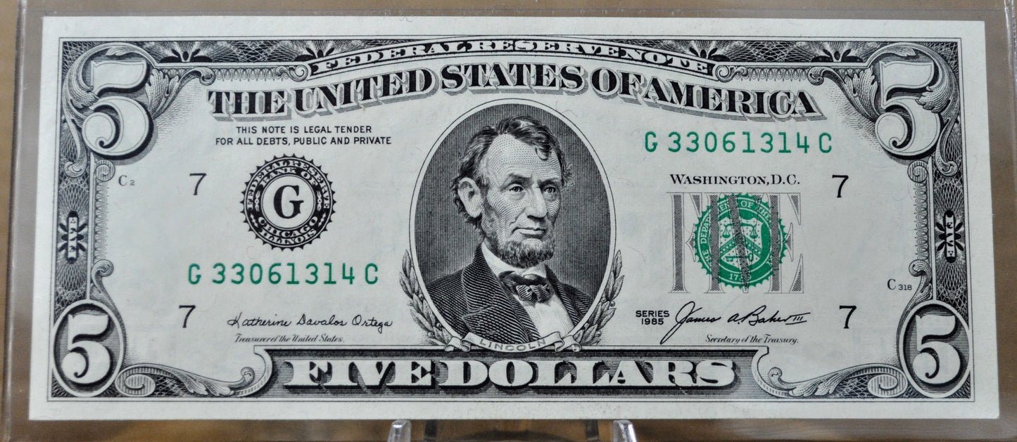 1985 US Federal Reserve 5 Dollar Note - Chicago (G) - Uncirculated (UNC) Grade - 1985 Green Seal Five Dollar Note - Fr.1978-G