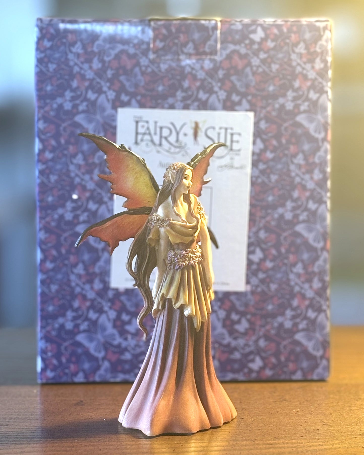 Autumn Queen Fairy AB37014 Figurine - 2009 TheFairySite.Com Autumn Queen - Antique Handmade Autumn Queen Fairy Figurine