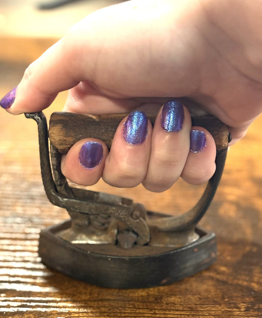 Sad Iron Antique Salesman Sample - Miniature Handheld Sad Iron Utilized for Salesmen Samples - Miniature Flat Iron Children's Toy