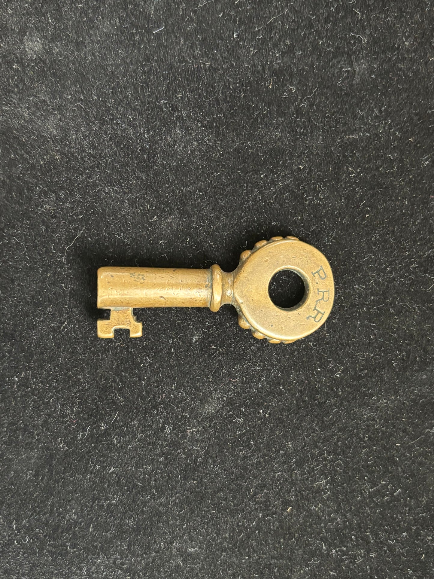 Authentic Vintage Pennsylvania Railroad (PRR) Cast Brass "Knobby Bow" Switch Key