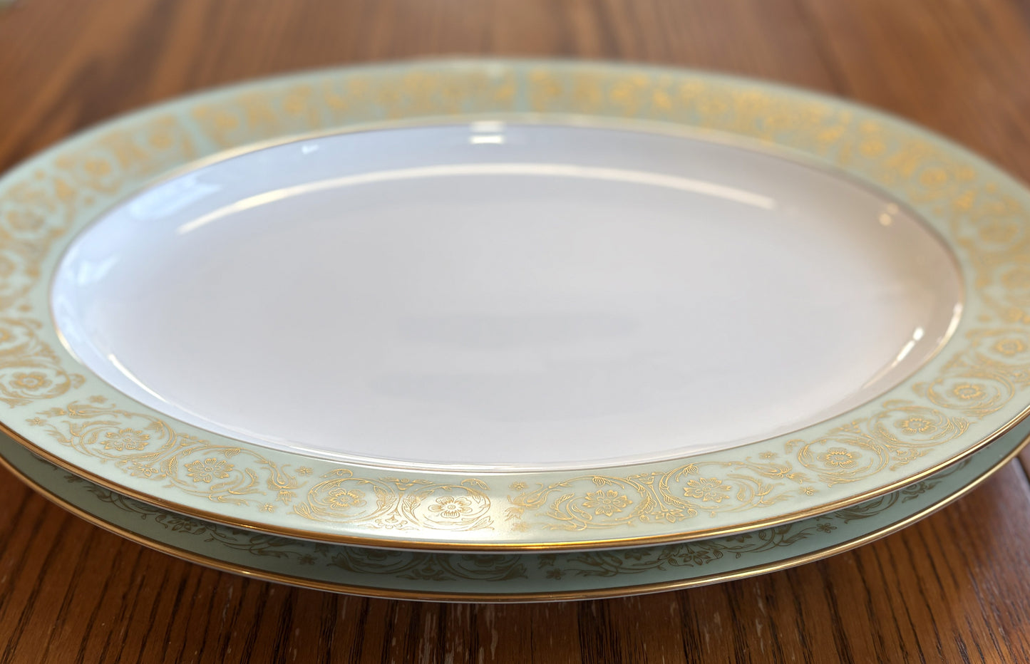 Massive Vintage Noritake Fine China Dinnerware Set 137 Pieces Raphael Pattern - Noritake Japan Fine China 130+ Pc Set: Viscount, Gold Green Scroll