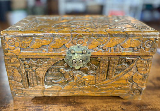 Vintage Chinese Hand-Carved Camphor Wood Jewelry Box with Brass Hardware - Mid-Century Chinese Carved Camphor Wood Trinket Box