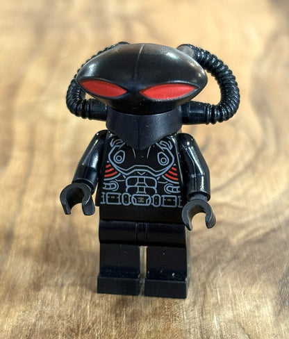 LEGO Minifigure Black Manta SH0526 Aquaman Villain Figure - Rare LEGO Villian Black Manta Figure