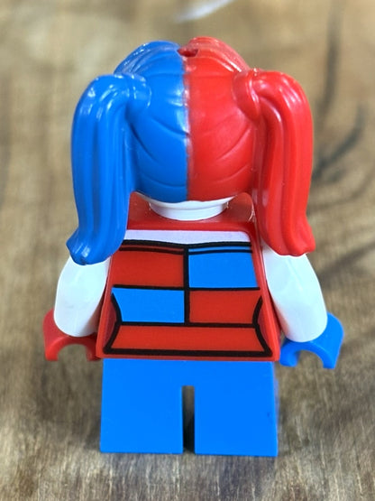 LEGO Minifigure Lot of Four Harley Quinn Batman Villain Set - Rare Lego Lot Four Harley Quinn Minifigs