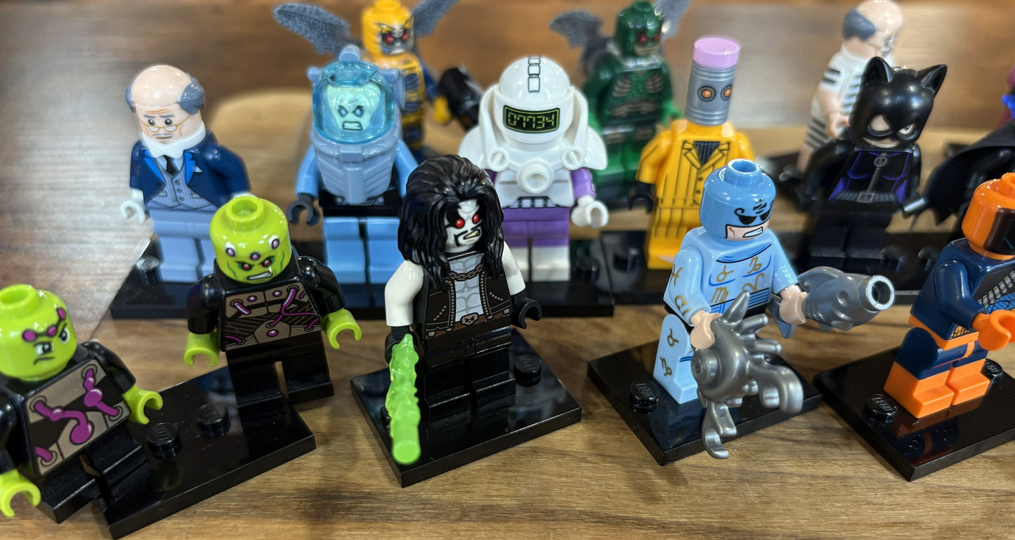 LEGO Batman Huge Lot of Over 20 Retired Figures - 27 Lego Batman Lot of Minifigs