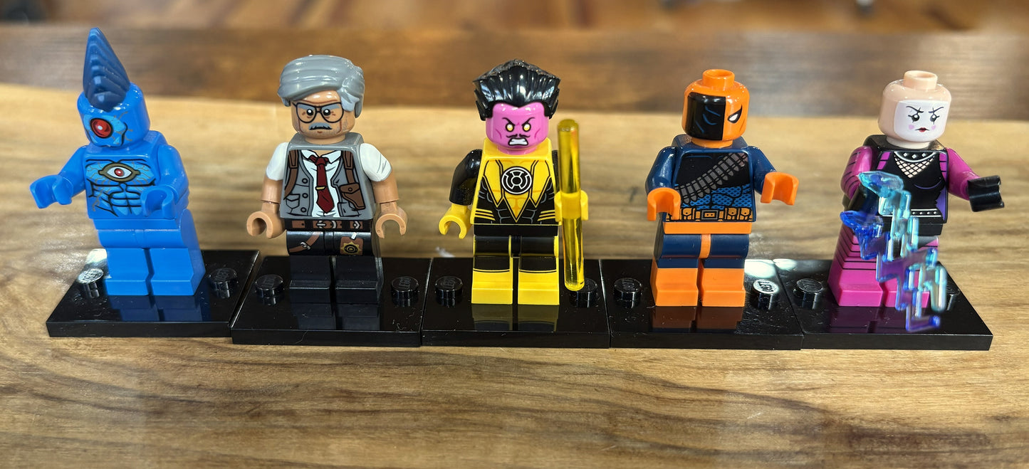 LEGO Batman Huge Lot of Over 20 Retired Figures - 27 Lego Batman Lot of Minifigs