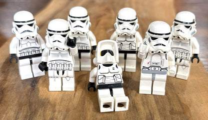 LEGO Minifigure Star Wars Lot of 7 Scout/Storm Troopers - Rare LEGO Star Wars Stormtrooper 7pc Lot