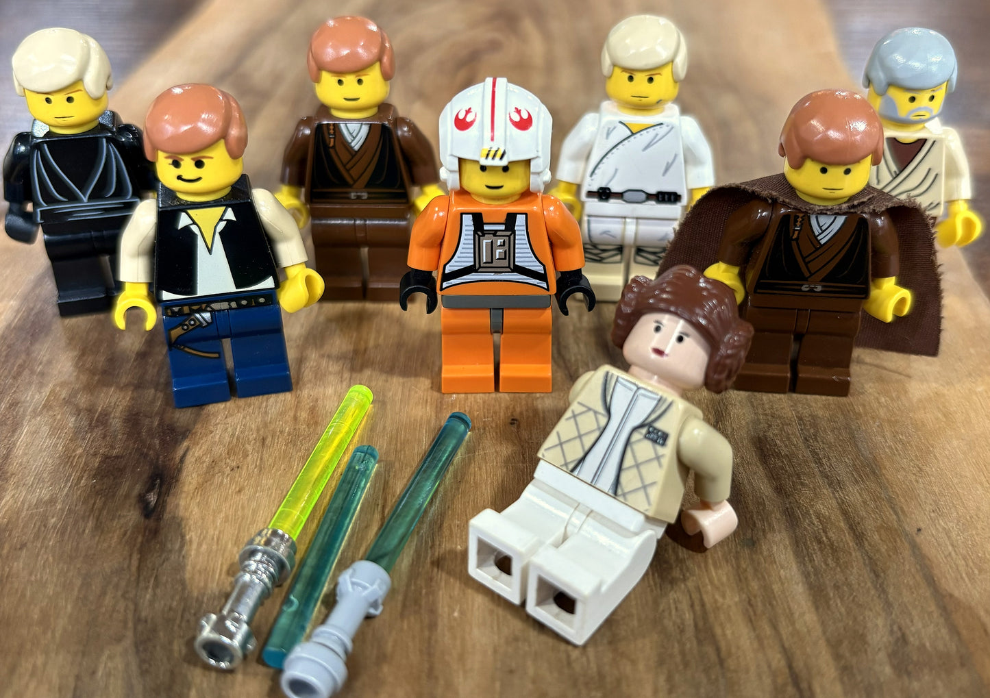 LEGO Lot of 8 Iconic Star Wars Classic and Retired Figures - Rare LEGO Star Wars Lot of 8