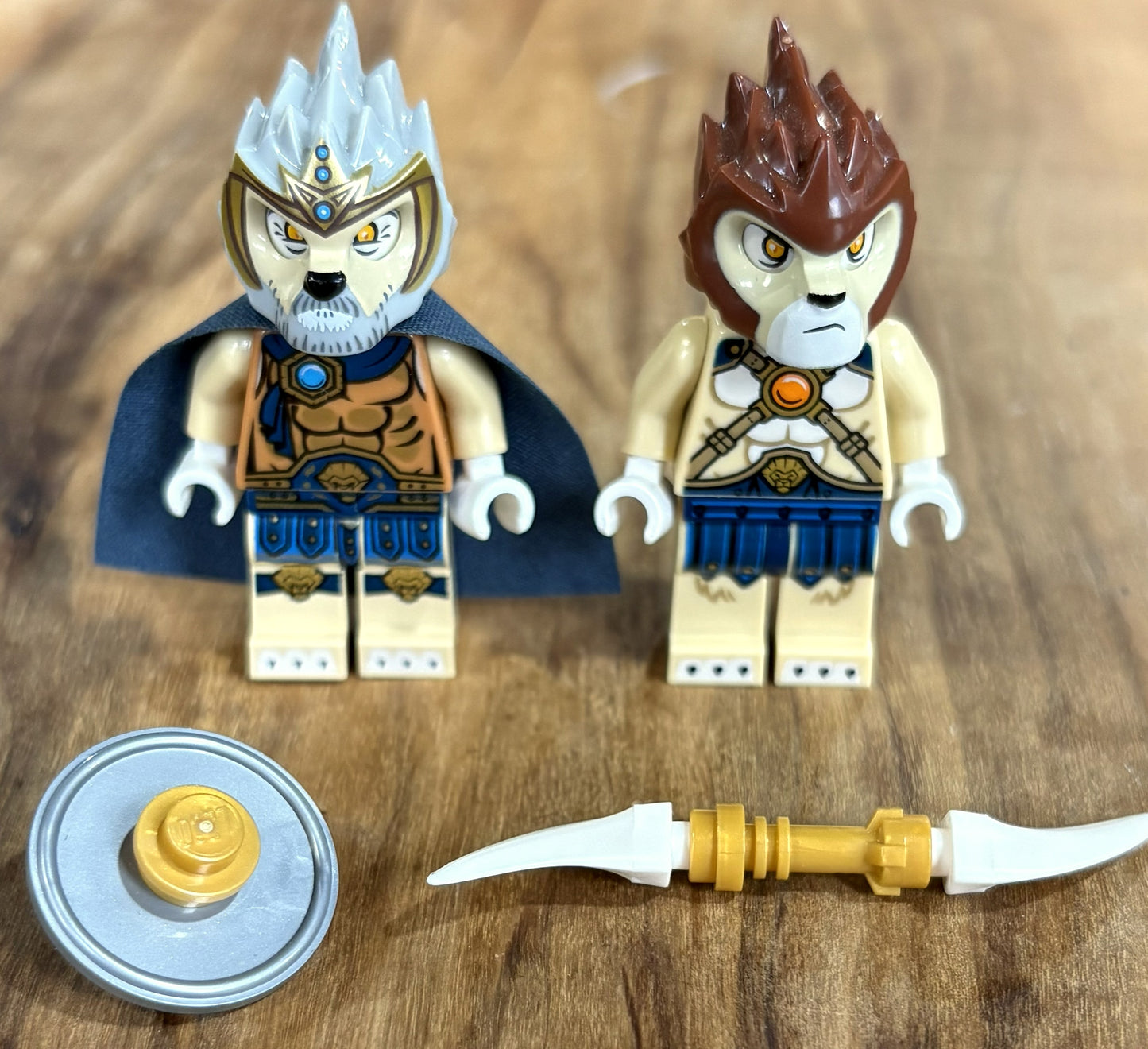LEGO Legends of Chima Lion Lot of Two Mini Figures - Retired Lego Legends of Chima Pair of Lions