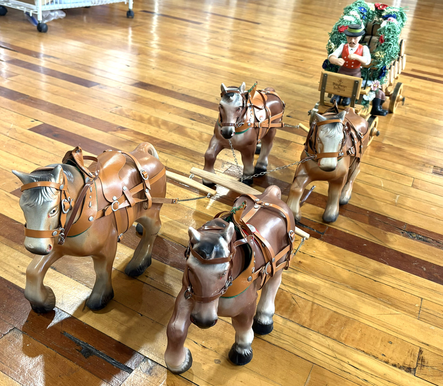 Wurzburger Hofbrau Horse-Drawn Beer Carriage Huge Bar Display Piece Rare - Horse Drawn Beer Carriage Unique German Decor