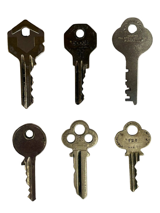 Authentic Vintage Lot of Six Yale Keys - Lot of 6 Unique Yale Keys
