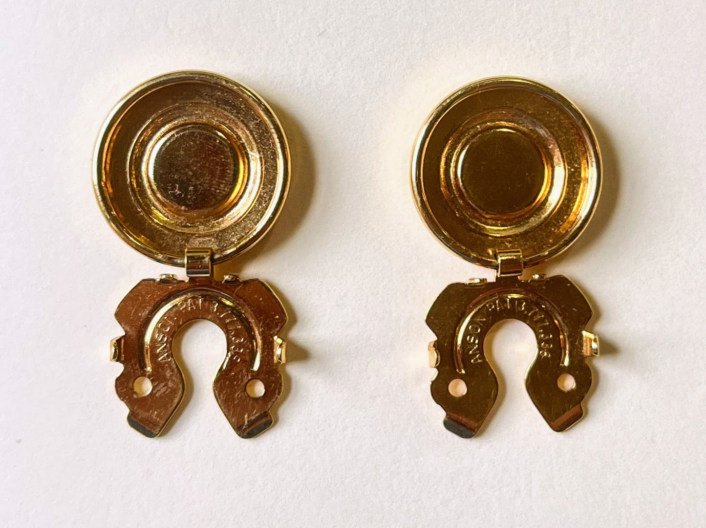 Cool Anson Patented Goldtone and Black Stone Round Button Cover Set - Patent No. 3777336 - Vintage 1970s Anson Gold Button Cover Clips