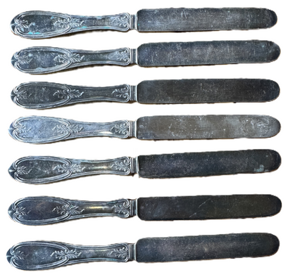 Antique Set of 7 Rogers 1894 Olive Pattern A1 Butter Knives - Olive Vine Pattern - Antique Butter Knives