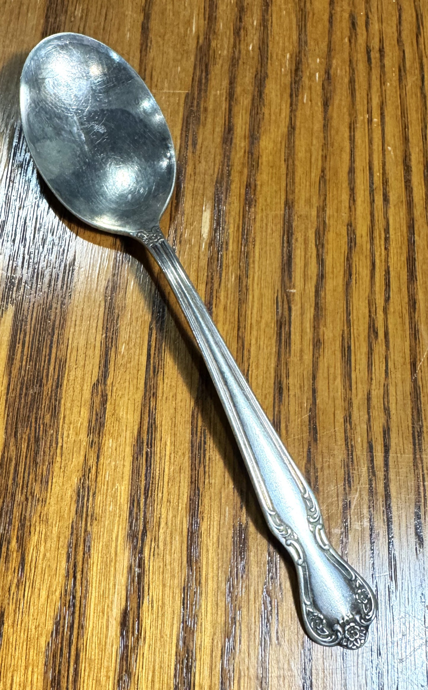 Set of 15 Antique Rogers Silver Daybreak Pattern - Décor & Collections - Silverplate Silverware - Elegant Lady/Daybreak Pattern 1952