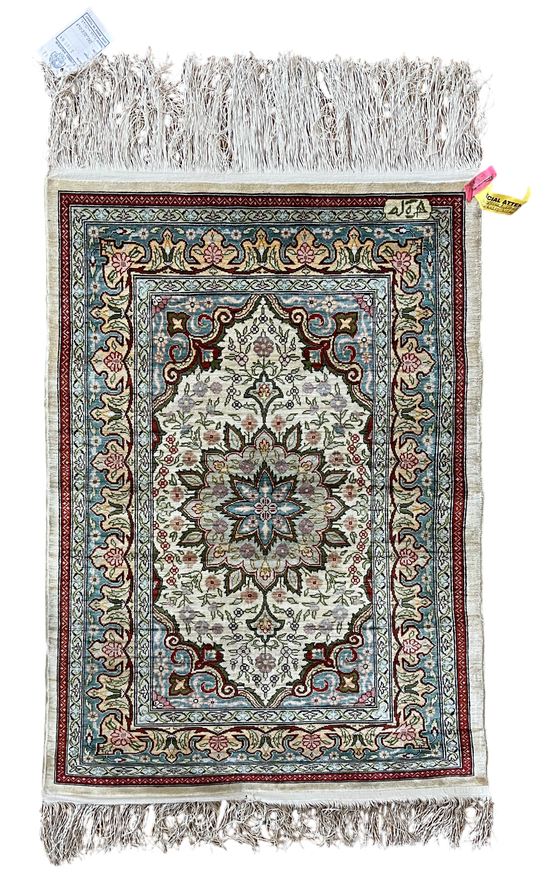 Genuine Silk on Silk Hand Knotted Turkish Hereke Rug - 100% Silk - Approx. 400 KPSI - 81cm X 58cm - Authentic Signed Turkish Silk Carpet