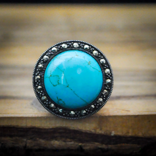 925 Sterling Silver Round Turquoise Cabochon Ring with Marcasite Accents, Sz 6.5 - Genuine Turquoise & Sterling Silver Marcasite Cocktail Ring