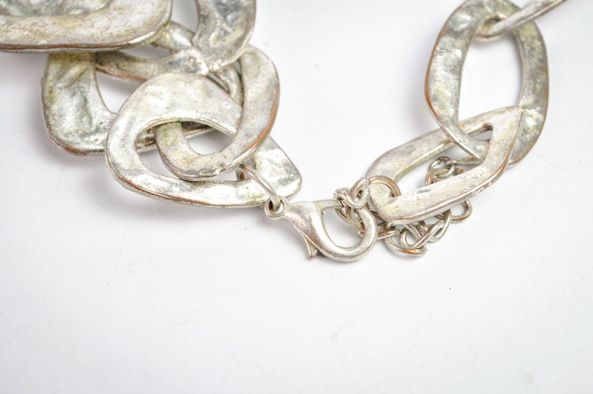 Bold Links Chunky Hammered-Look Silver-Tone Necklace