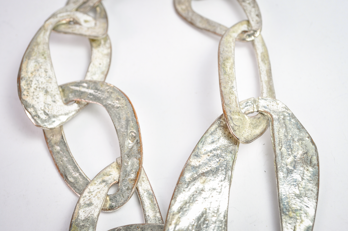 Bold Links Chunky Hammered-Look Silver-Tone Necklace