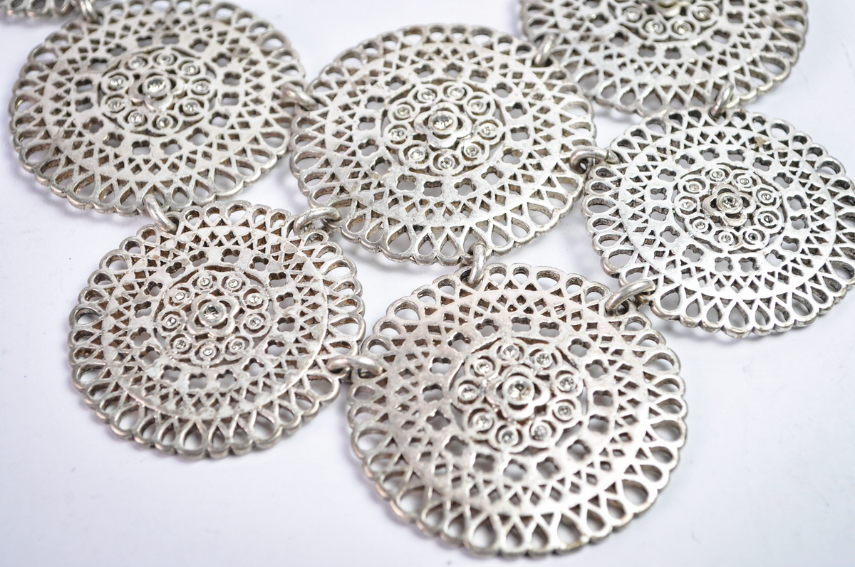 Retro Silver-Tone Floral Openwork Medallion Bib Necklace - 8 Inch Necklace