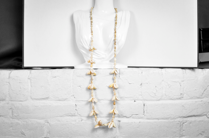 Shoreline Keepsake Vintage Cowrie & Seashell Lei Necklace
