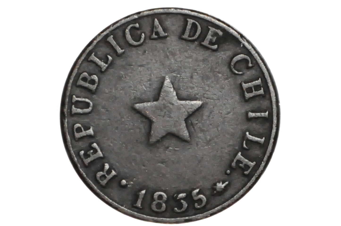 Vintage coin with 'Republica de Chile' and year 1835 on a white background