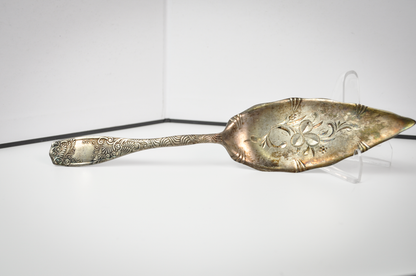 Vintage Towle Silversmiths Floral Engraved Pastry Server - Tested .900 Coin Silver - Ornate Design - Dinner Parties