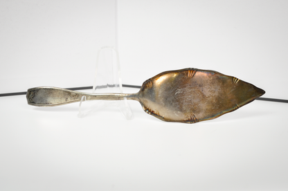 Vintage Towle Silversmiths Floral Engraved Pastry Server - Tested .900 Coin Silver - Ornate Design - Dinner Parties