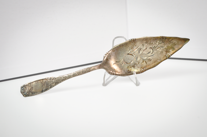 Vintage Towle Silversmiths Floral Engraved Pastry Server - Tested .900 Coin Silver - Ornate Design - Dinner Parties