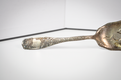 Vintage Towle Silversmiths Floral Engraved Pastry Server - Tested .900 Coin Silver - Ornate Design - Dinner Parties