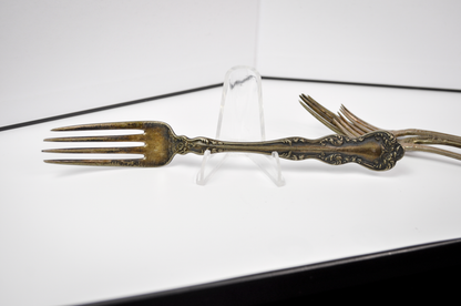 Set of 4 Antique Holmes and Edwards XIV Rose Pattern Forks and Pickle Forks - Décor & Collections - Silver Forks - 2 Pickle Forks - 2 Forks